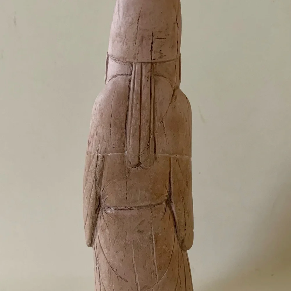 Vintage Austin Production 1975 carved Asian sculpture Sholary man - Picture 6 of 10